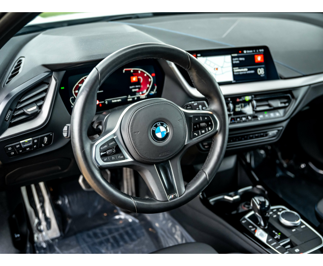 BMW 118 118iA,M-Sportpakket binnen en buiten,Life cockpit Autohandel Quintens