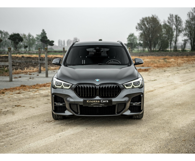 BMW X1 1.5 XDRIVE 25E M-SPORT,LED,Sportzetels,Naviagtie Autohandel Quintens