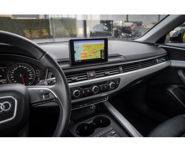 Audi A4 2.0 TDi S tronic/Gps/Parkassist/Privacy Glass/Alu Autohandel Quintens