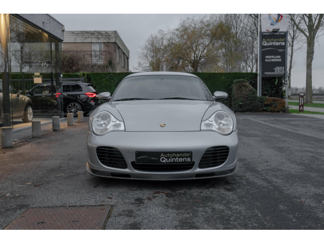 Autohandel Quintens - Porsche 996