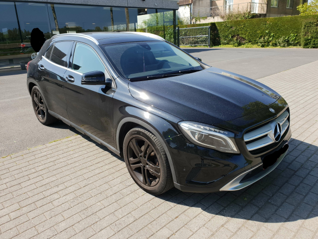 Autohandel Quintens - Mercedes-Benz GLA 200