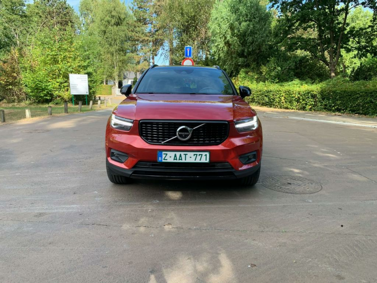 Volvo XC40 2.0 T5 AWD R-Design Geartronic BDO Cars