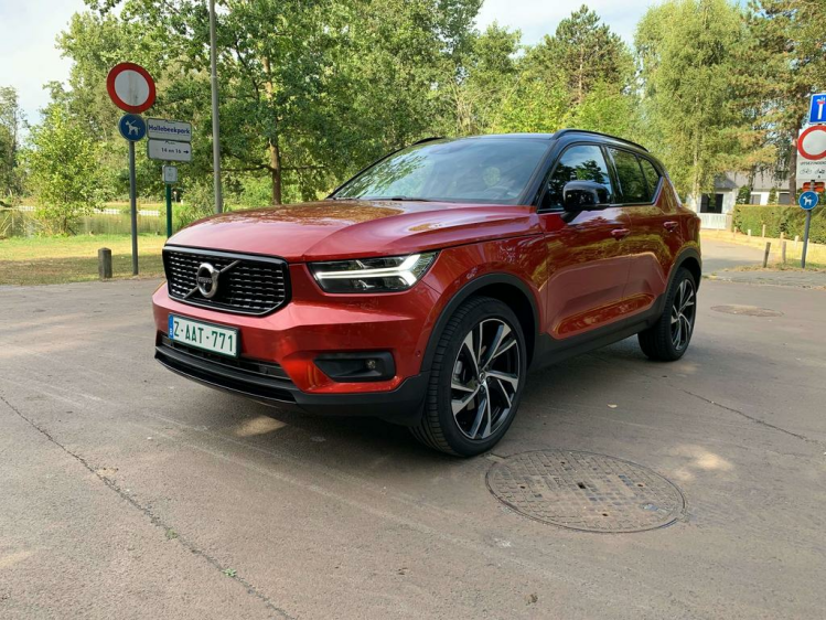 Volvo XC40 2.0 T5 AWD R-Design Geartronic BDO Cars
