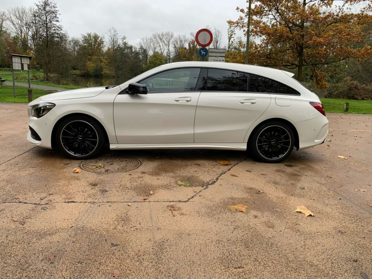 Mercedes-Benz CLA 180 AMG PACK / GARANTIE / 1st EIG / NAVI / LED / LEDER BDO Cars