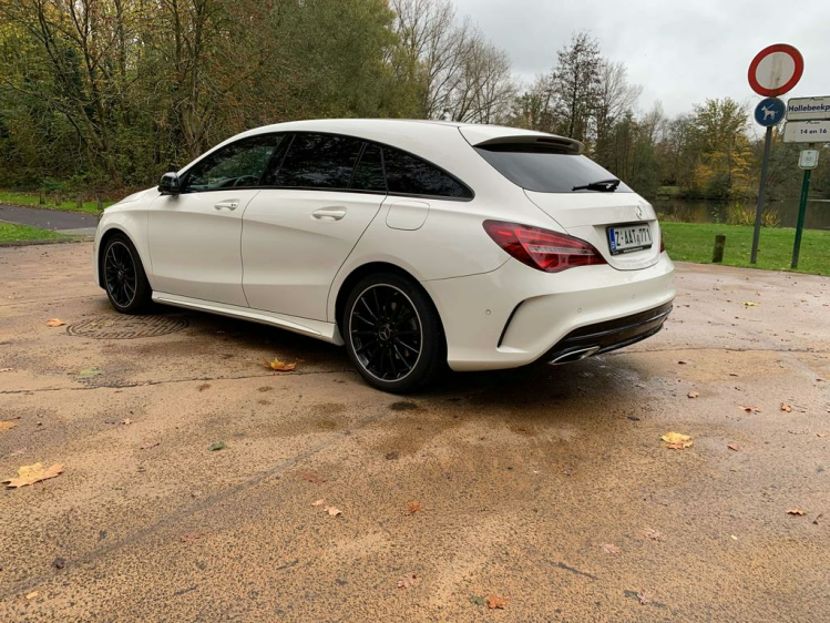 Mercedes-Benz CLA 180 AMG PACK / GARANTIE / 1st EIG / NAVI / LED / LEDER BDO Cars