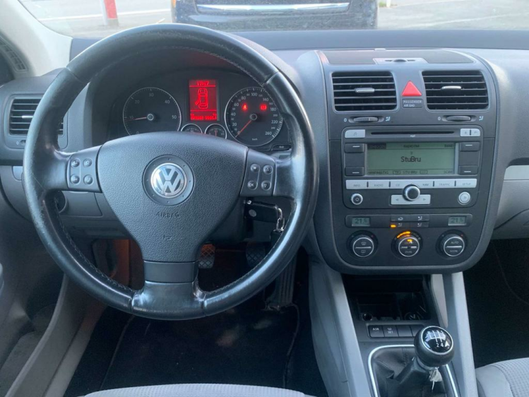 Volkswagen Jetta 1.9 TDI DPF Trendline BDO Cars