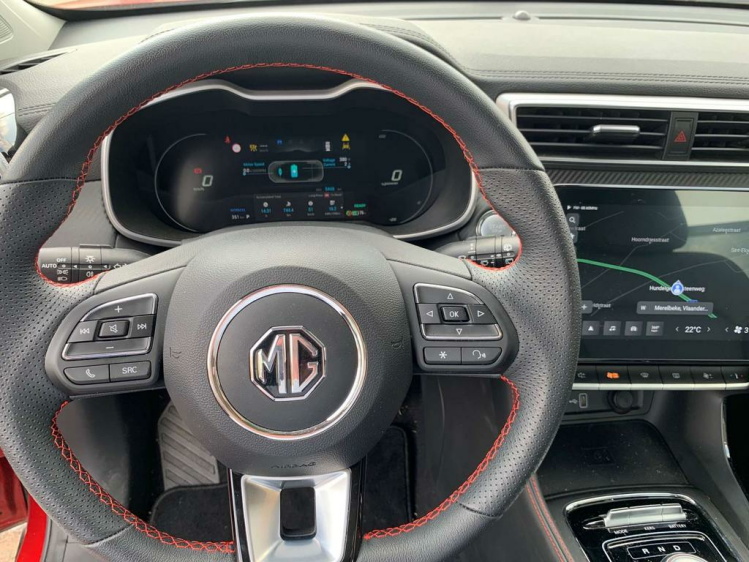 MG ZS 72 kWh EV Luxury Long Range 26.000€ FULL OPTION BDO Cars