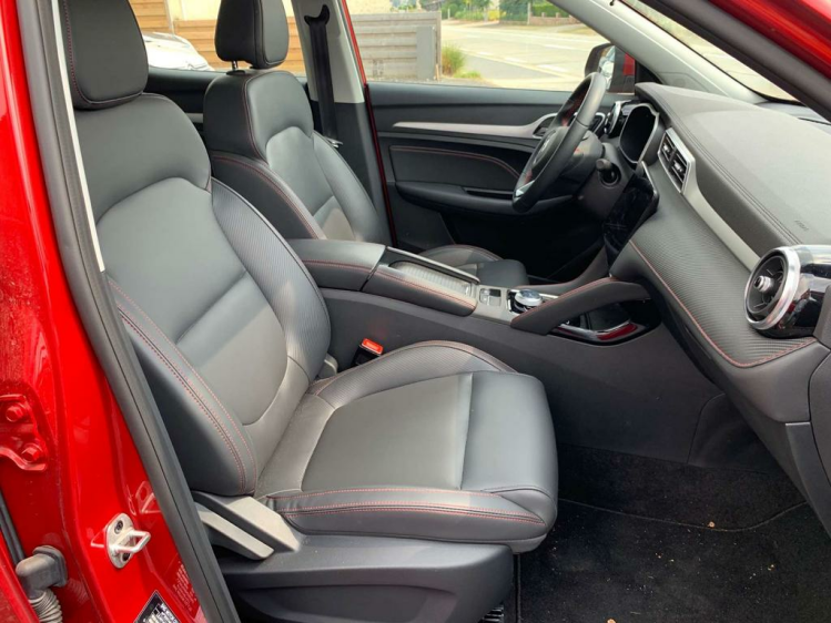 MG ZS 72 kWh EV Luxury Long Range 26.000€ FULL OPTION BDO Cars