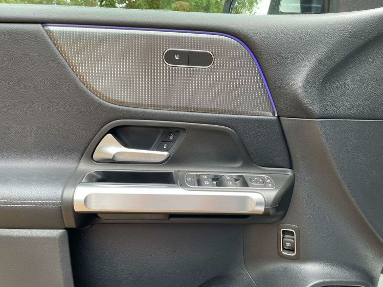 Mercedes-Benz GLB 180 d Luxury Line BDO Cars