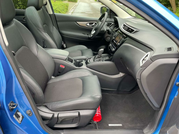 Nissan Qashqai 1.3 DIG-T DCT AUTOMAAT / NAVI / CAMERA / GARANTIE BDO Cars