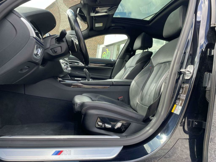 BMW 740 740eA Plug-In Hybrid M-Pack /HARMAN KARDON/HEAD UP BDO Cars