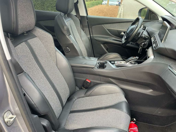 Peugeot 3008 1.2 PureTech Allure BDO Cars