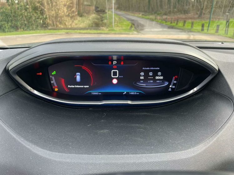 Peugeot 3008 1.2 PureTech Allure BDO Cars