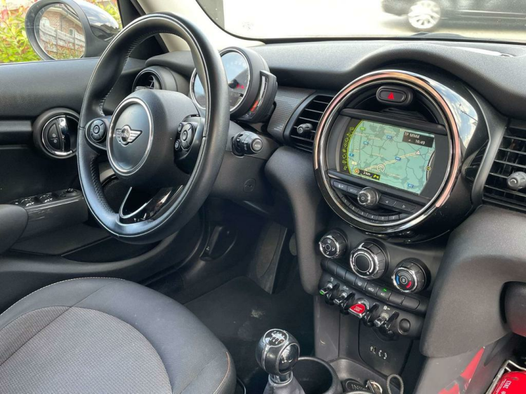 MINI Cooper 1.5i 5 deurs 1st EIGENAAR / NAVI / BTW / GARANTIE BDO Cars