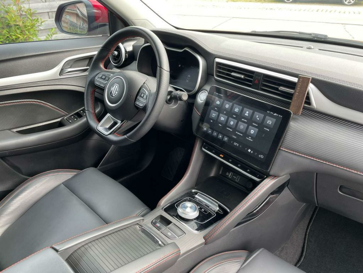 MG ZS 72 kWh EV Luxury Long Range FULL 4,5 JAAR GARANTIE BDO Cars