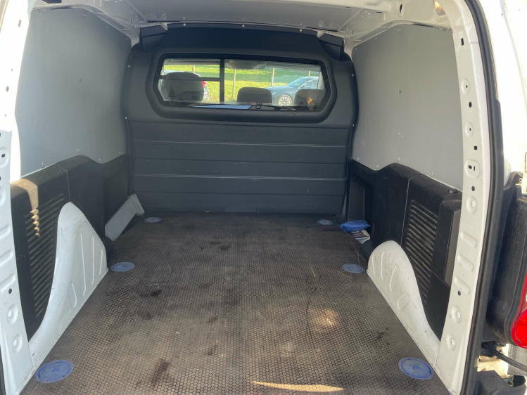 Peugeot Partner 1.6 e-HDi 90 automaat 3900€ incl. btw BDO Cars