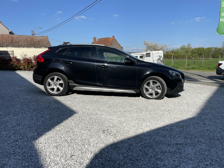 Volvo V40 D2 automaat full option met garantie BDO Cars
