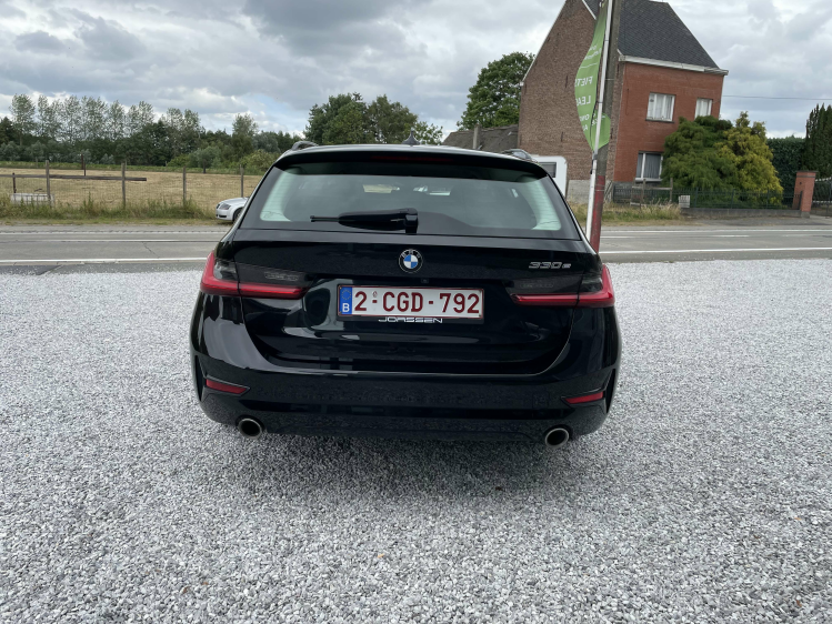 BMW 330 330e Touring Aut. 1st Eig / garantie / BTW aftrek. BDO Cars