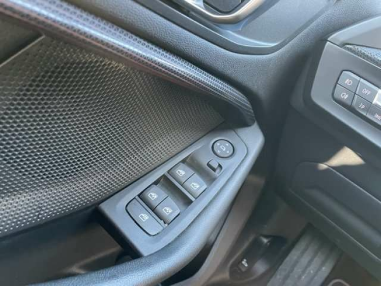 BMW 118 i SPORTLINE/NAVI18