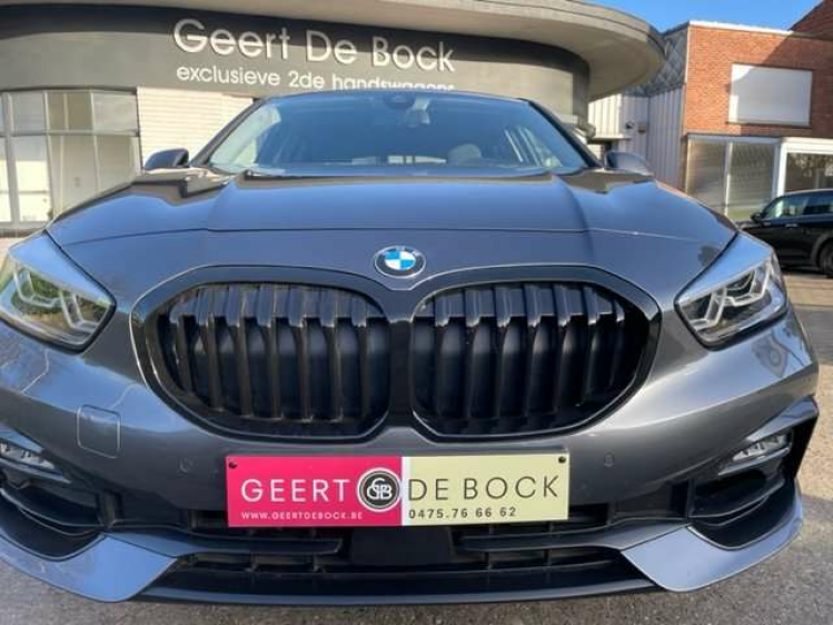BMW 118 i SPORTLINE/NAVI18