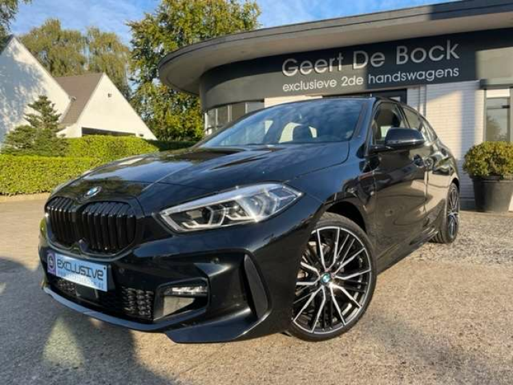 BMW 118 118iA M SPORT/AUTOMAAT/NAVI/19