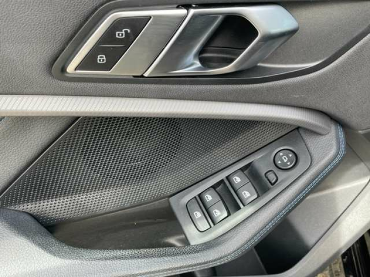 BMW 118 118iA M SPORT/AUTOMAAT/NAVI/19