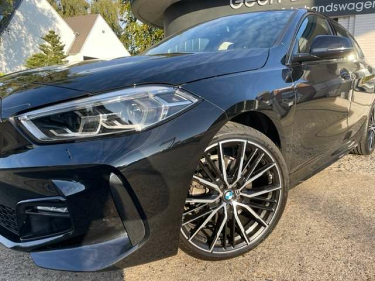 BMW 118 118iA M SPORT/AUTOMAAT/NAVI/19