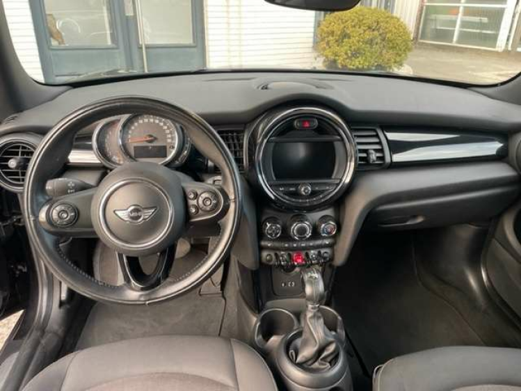 MINI One A SPORT/AUTOMAAT/NAVI/17