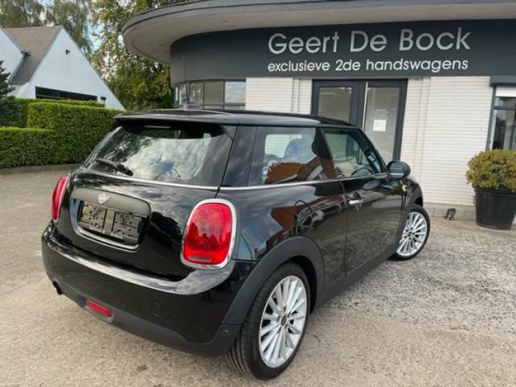 MINI One A SPORT/AUTOMAAT/NAVI/17