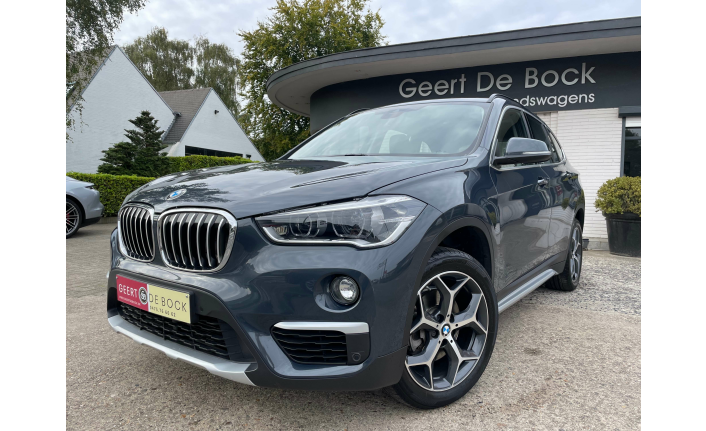 Geert De Bock - BMW X1