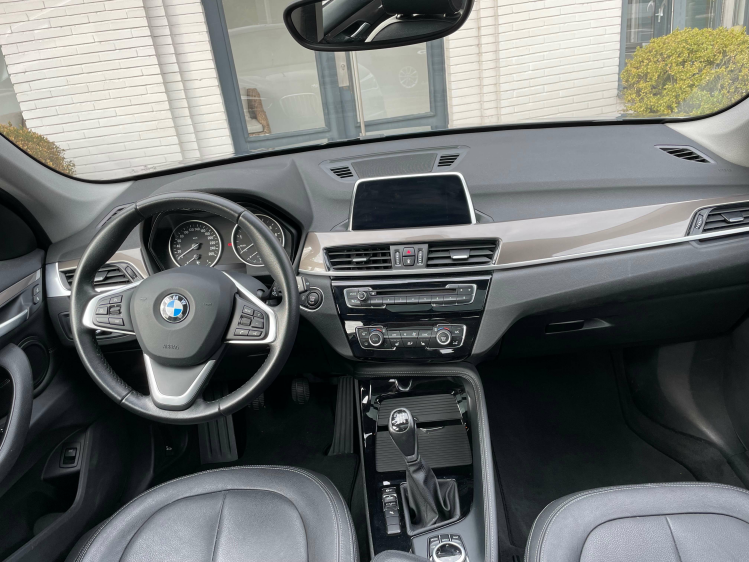 BMW X1 X LINE/NAVI/PANO DAK/LEDER/PDC/ALU Geert De Bock