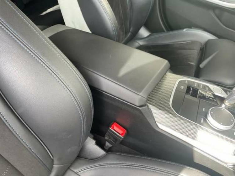 BMW 330 3 TOURING AUT/M SPORTPAKKET/LIVE COCKPIT! Geert De Bock