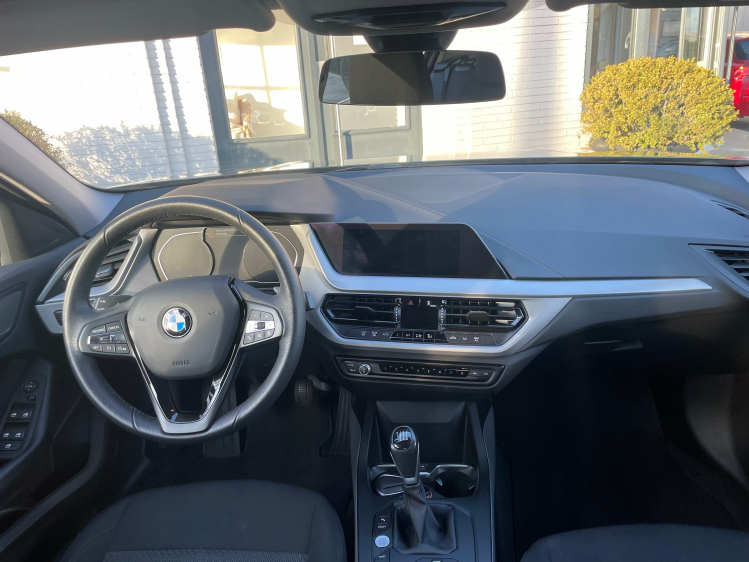 BMW 118 118i SPORT NAVI/PDC/ALU Geert De Bock