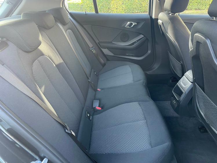 BMW 118 118i SPORT NAVI/PDC/ALU Geert De Bock