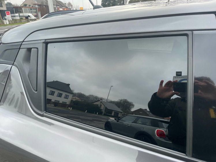 Suzuki Swift 1.2i SHVS GL 12V/HYBRIDE/CAMERA/PDC/ALU Geert De Bock