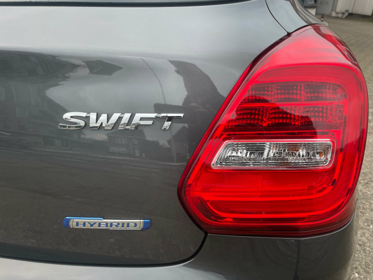 Suzuki Swift 1.2i SHVS GL 12V/HYBRIDE/CAMERA/PDC/ALU Geert De Bock