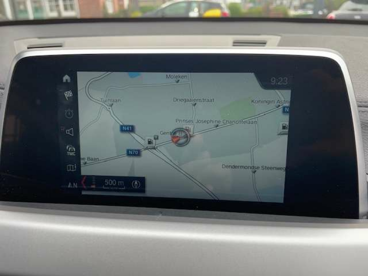 BMW X2 iA sDrive18/SPORT/NAVI/LEDER/PDC/ALU*VERKOCHT* Geert De Bock