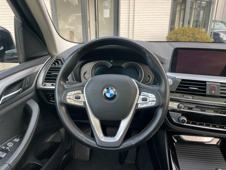 BMW X3 2.0 dA xDrive/NAVI/PANO/CAMERA/19