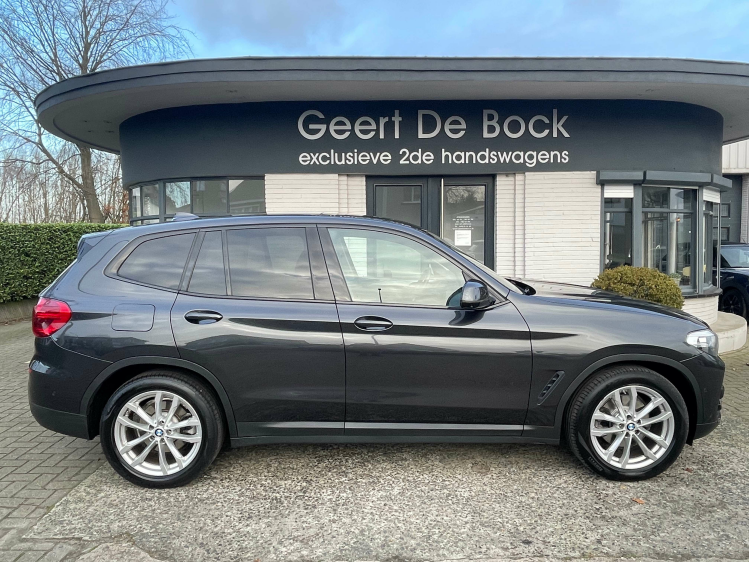 BMW X3 2.0 dA xDrive/NAVI/PANO/CAMERA/19