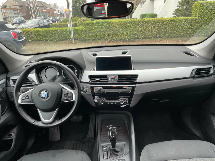 BMW X1 iA sDrive18/AUT./NAVI/CAMERA/ALU Geert De Bock