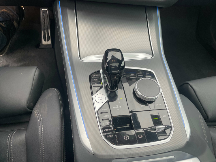 BMW X5 3.0AS xDrive45e /M SPORT/PANO DAK/20