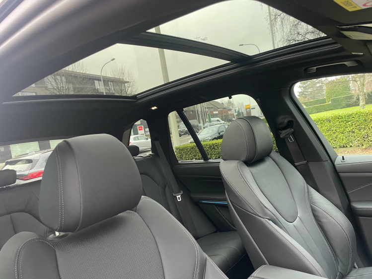 BMW X5 3.0AS xDrive45e /M SPORT/PANO DAK/20