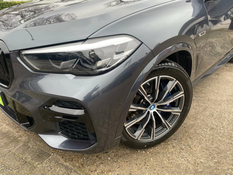 BMW X5 3.0AS xDrive45e /M SPORT/PANO DAK/20
