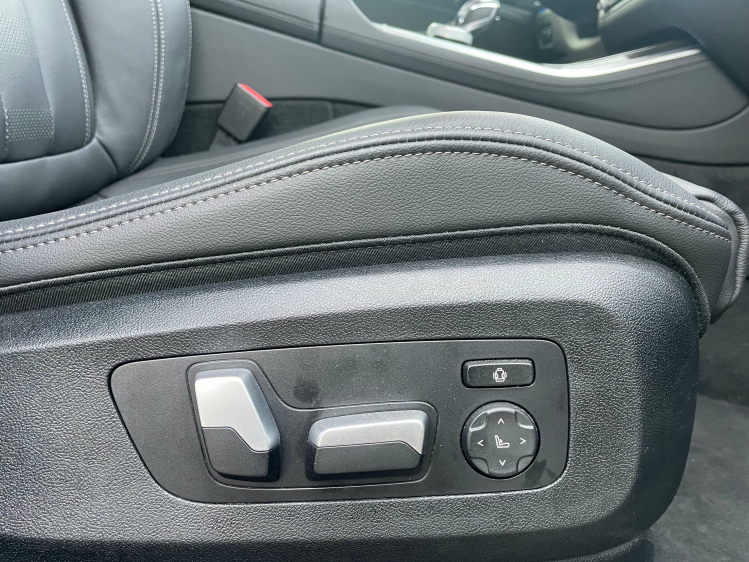 BMW X5 xDrive45e /MSPORT/PANO/LAZER/22