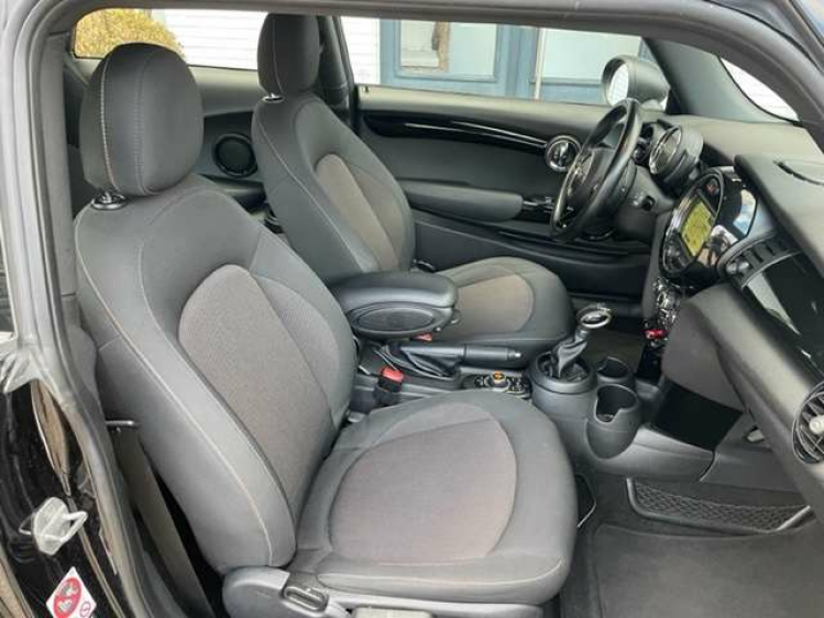 MINI One A SPORT/AUT.NAVI/17