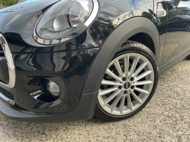 MINI One A SPORT/AUT.NAVI/17