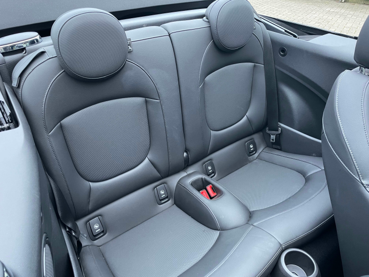 MINI Cooper Cabrio 1.5A OPF DCT Geert De Bock