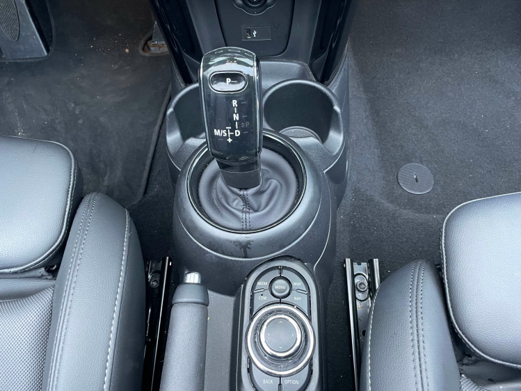 MINI Cooper Cabrio 1.5A OPF DCT Geert De Bock