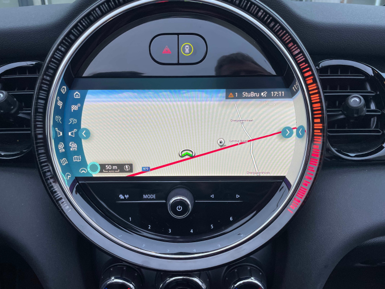 MINI Cooper Cabrio 1.5AUT/ SPORTNAVI/CAMERA/LEDER/PDC Geert De Bock