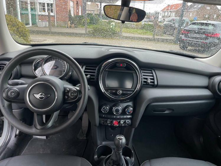 MINI One 1.5/ZELTELVERWARMING/PDC/ALU BLACK Geert De Bock